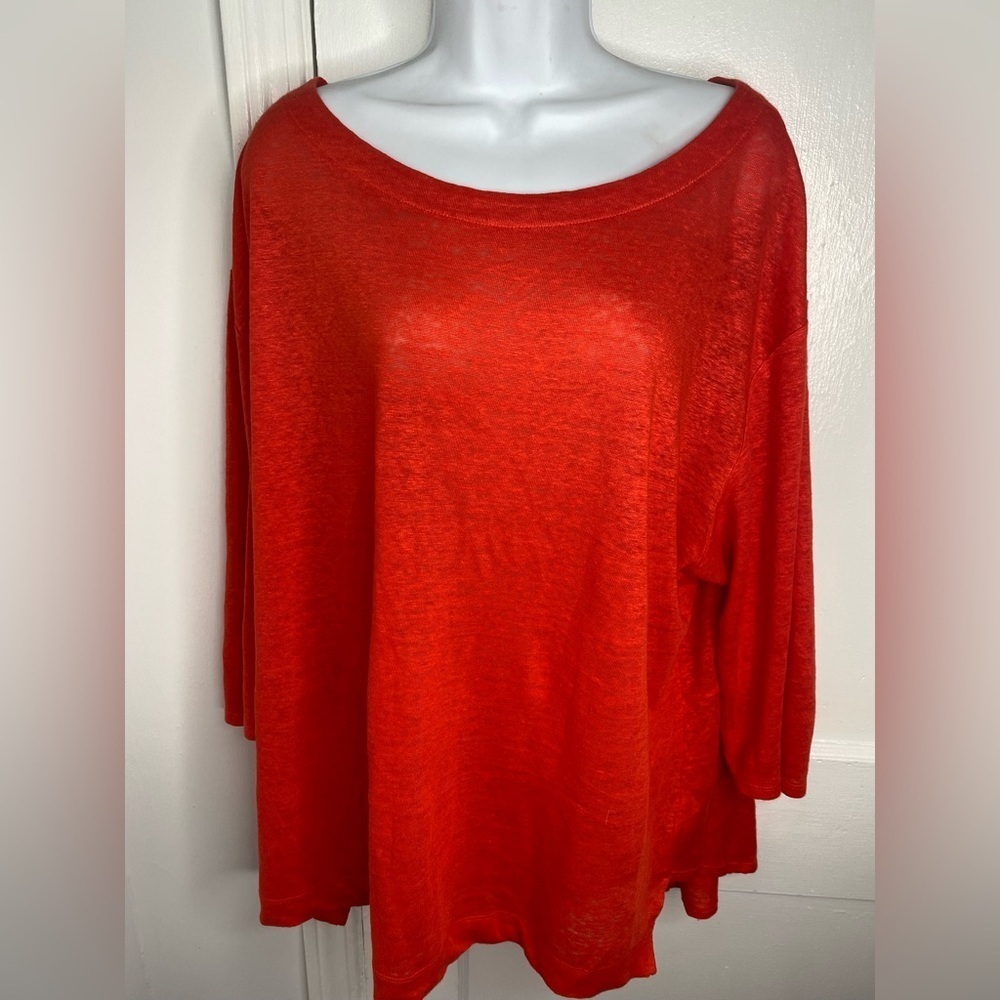 Adrienne Vittadini %100 Linen Red 3/4 Sleeve Boatneck Top
